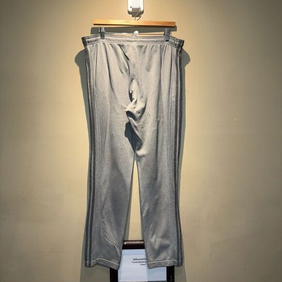 Adidas Grey Track Pants Sweatpants Men’s Size Large - Picture 2 of 3